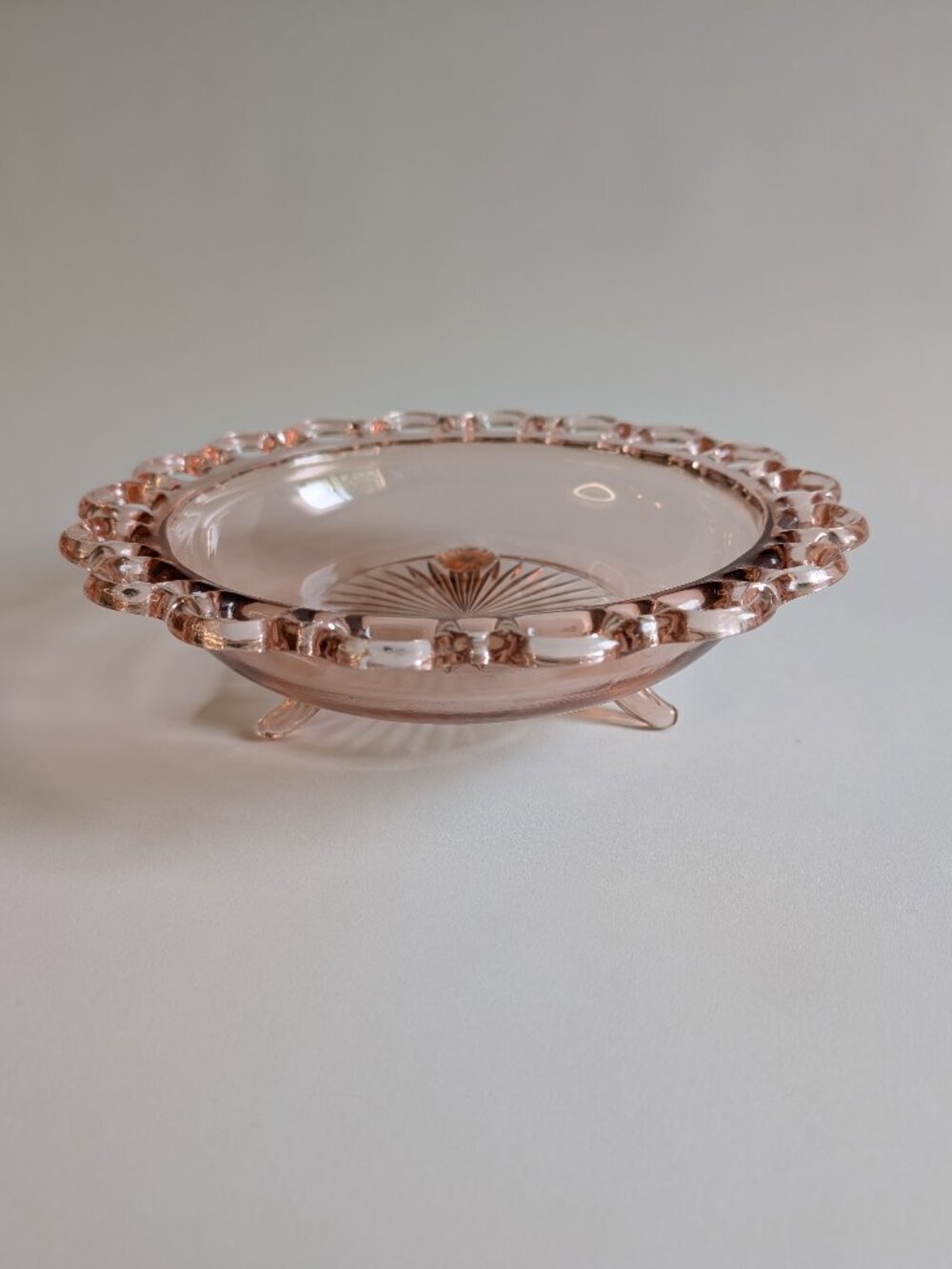 Anchor Hocking OLD COLONY Lace Edge Pink Large 3-Footed Console Bowl